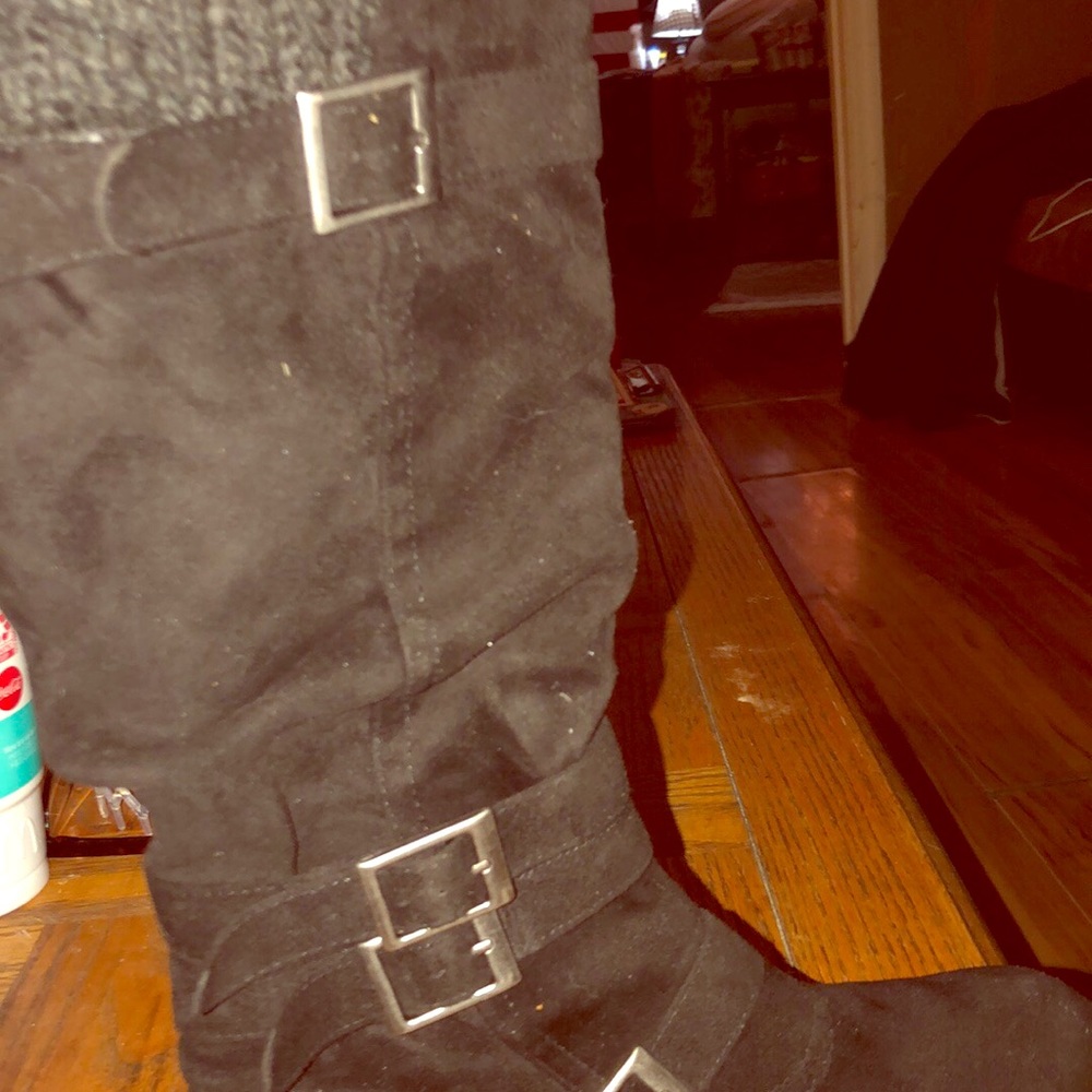 Black Boots
